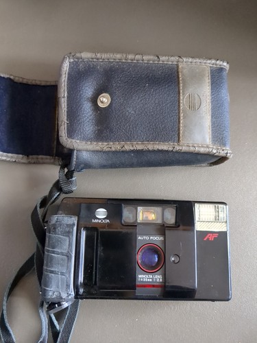 Alter fotoapparat minolta - fotoapparat,